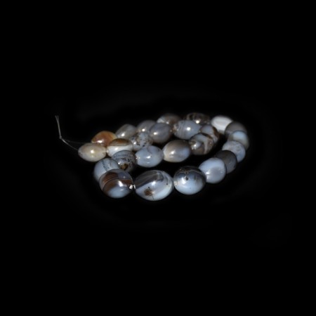 Strand with antique victorian blue-grey oval Agate Beads