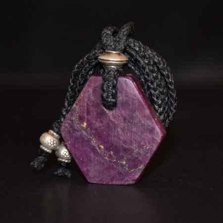 Large hexagonal purple Sapphire Crystal Amulet Silver Macramé Necklace