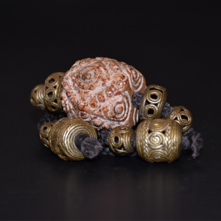 Hongshan / Hetian Stone Carving Bead Brass Macramé Choker Necklace