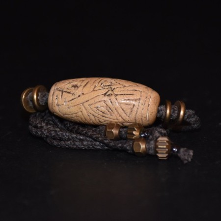 Rare antique carved precolumbian Taino Stone Bead Bronze Choker Necklace