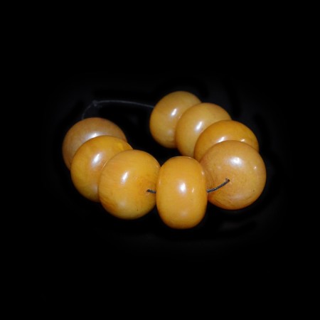 Antique yellow simulated Amber Beads