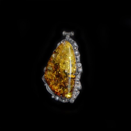 Large Simulated Amber Silber Pendant