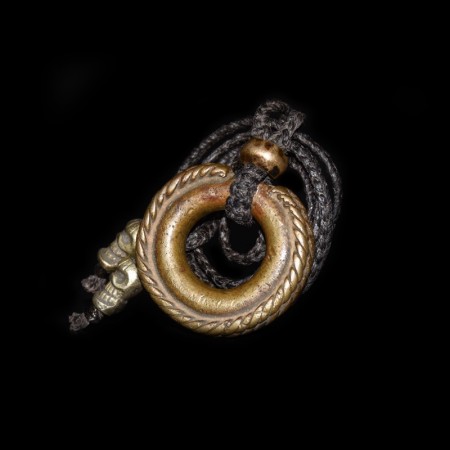 Antike ethnische Bronze Ring Amulett Halskette