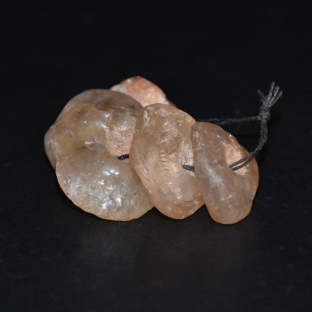 Fünf neolithische Bergkristall Perlen