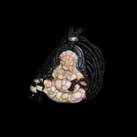 Geschnitztes Achat Buddha Amulett Silber Makramee Halskette