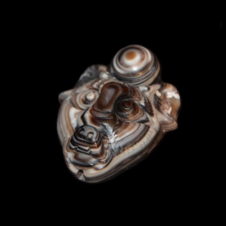 Banded eye agate carving bead