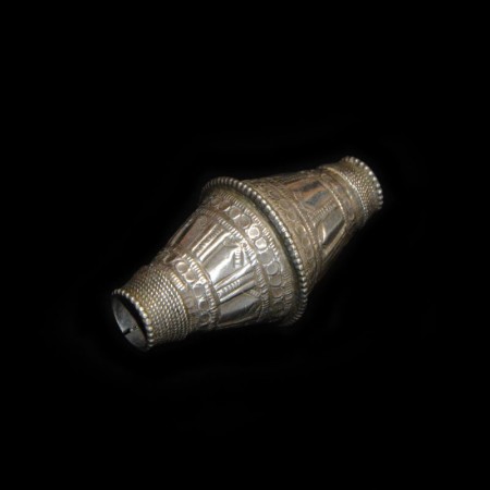 Antike Silberperle aus dem Oman