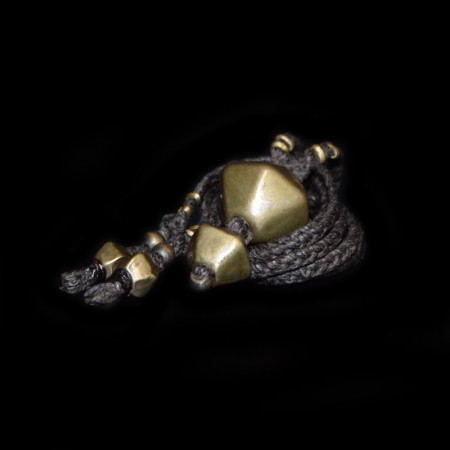 Halskette mit antiken Khond Bronzeperlen